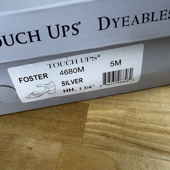 Touch Ups Benjamin Walk Silver Sparkly Foster Block Heel Sandal Size 5 NEW - Picture 11 of 11